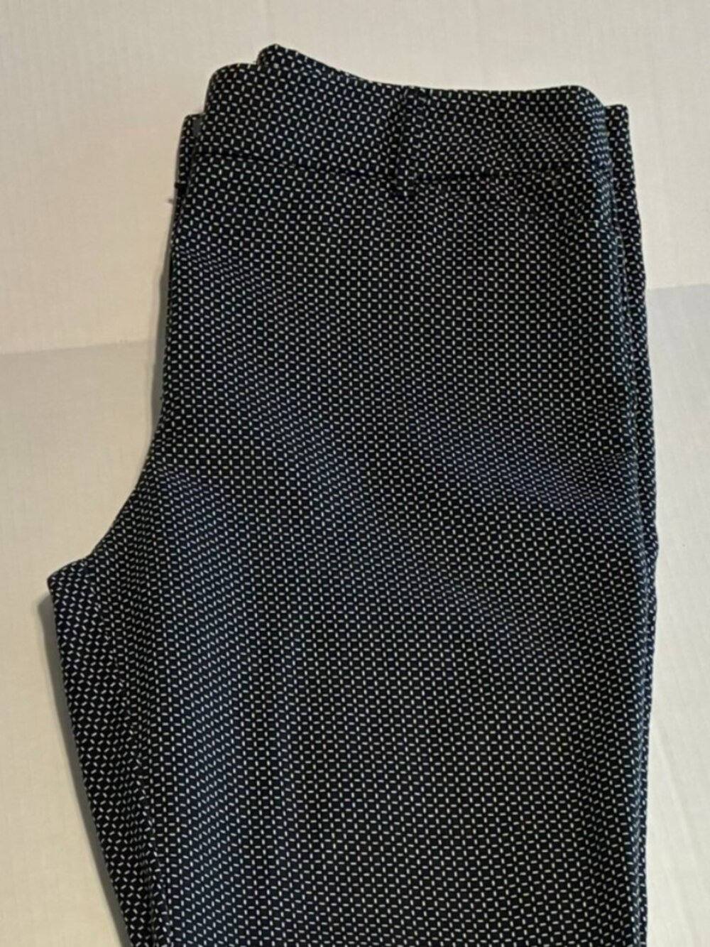 Liz Claiborne Career Checkered Ankle Pants